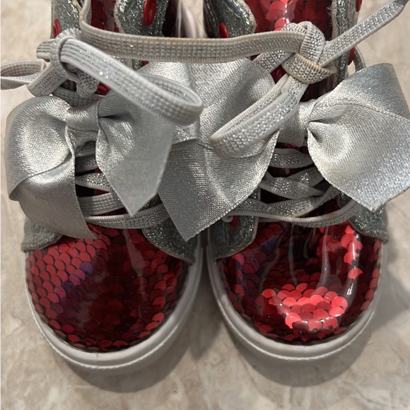 Ground Up Baby  Toddler Girls size 5 Fashion Sneaker - Picture 3 of 4